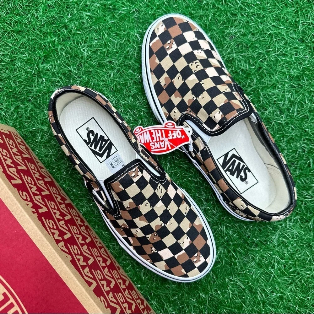 Vans Classic Slip On Camo Desert tags have been removed and worn a few times - Picture 6 of 7